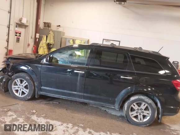 ✅ 2015 Dodge Journey R/T • VIN: 3C4PDDFG6FT584639 • Lot: 43499550. Wystawiony na IAAI z przebiegiem 162 184 mil. Bezpłatny archiwum sprzedaży aukcyjnych z USA i szczegółowy raport historii pojazdu na DreamBid. Zdjęcie 14.