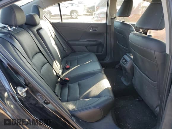 ✅ 2016 Honda Accord EX-L • VIN: 1HGCR2F97GA221766 • Лот: 92361955. Опубликован ранее на Copart с пробегом 61 897 миль. Бесплатный доступ к архиву аукционных продаж из США и подробный отчёт об истории автомобиля на DreamBid. Изображение 10.