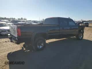 2005 Chevrolet Silverado 3500 SRW LT с VIN 1GCHK33215F945667, выставлен на аукционе Copart как лот 46478175 с пробегом Не указан миль и Списание • Salvage title. История ставок и продаж доступна на DreamBid. Изображение 3.