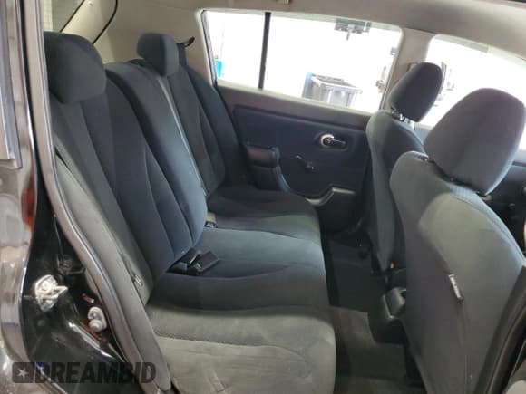 ✅ 2010 Nissan Versa S • VIN: 3N1BC1CPXAL460885 • Lot: 84963105. Wystawiony na Copart z przebiegiem 127 517 mil. Bezpłatny archiwum sprzedaży aukcyjnych z USA i szczegółowy raport historii pojazdu na DreamBid. Zdjęcie 10.