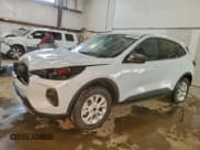 ✅ 2025 Ford Escape Active • VIN: 1FMCU9GN4SUB24948 • Лот: 95068445. Опубликован ранее на Copart с пробегом 15 285 миль. Бесплатный доступ к архиву аукционных продаж из США и подробный отчёт об истории автомобиля на DreamBid. Изображение 1.