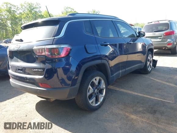 ✅ 2019 Jeep Compass Limited • VIN: 3C4NJDCB1KT680147 • Lot: 42117481. Wystawiony na IAAI z przebiegiem 132 743 mil. Bezpłatny archiwum sprzedaży aukcyjnych z USA i szczegółowy raport historii pojazdu na DreamBid. Zdjęcie 4.