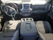 ✅ 2019 Chevrolet Silverado 1500 LT • VIN: 1GCRWCEDXKZ351645 • Lot: 71639124. Wystawiony na Copart z przebiegiem 29 393 mil. Bezpłatny archiwum sprzedaży aukcyjnych z USA i szczegółowy raport historii pojazdu na DreamBid. Zdjęcie 8.