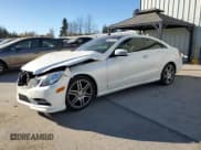 ✅ 2013 Mercedes-Benz E 350 • VIN: WDDKJ8JB9DF185078 • Лот: 86831455. Опубликован ранее на Copart с пробегом 131 627 миль. Бесплатный доступ к архиву аукционных продаж из США и подробный отчёт об истории автомобиля на DreamBid. Изображение 1.