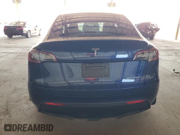✅ 2024 Tesla Model Y Long Range • VIN: 7SAYGDEE9RA320636 • Лот: 60744595. Опубликован ранее на Copart с пробегом 7 607 миль. Бесплатный доступ к архиву аукционных продаж из США и подробный отчёт об истории автомобиля на DreamBid. Изображение 6.
