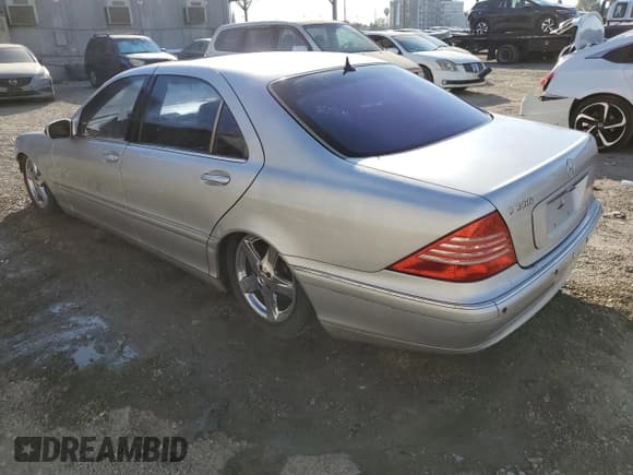 ✅ 2004 Mercedes-Benz S 430 • VIN: WDBNG70JX4A387464 • Lot: 85808764. Listed on Copart with 103,195 mi. Free auction sales archive from the USA and detailed vehicle history report at DreamBid. Image 2.