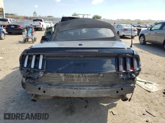 ✅ 2017 Ford Mustang GT Premium • VIN: 1FATP8FF4H5257878 • Lot: 81857635. Wystawiony na Copart z przebiegiem Nie podano. Bezpłatny archiwum sprzedaży aukcyjnych z USA i szczegółowy raport historii pojazdu na DreamBid. Zdjęcie 6.