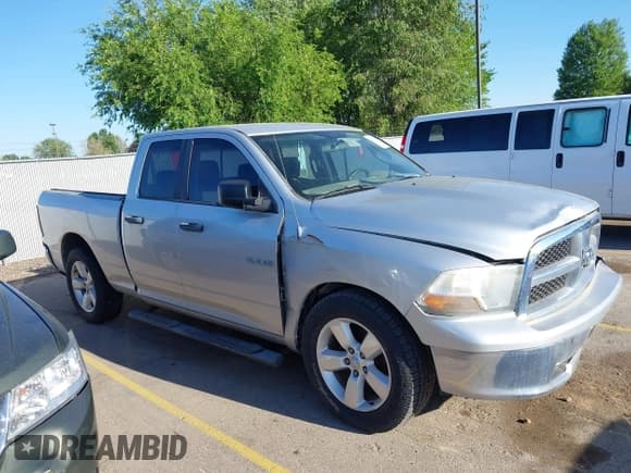✅ 2009 Dodge 1500 SLT • VIN: 1D3HB18P79S742814 • Lot: 42536883. Listed on IAAI with 142,263 mi. Free auction sales archive from the USA and detailed vehicle history report at DreamBid. Image 1.
