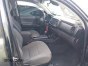 ✅ 2021 Toyota Tacoma SR • VIN: 3TYAX5GN8MT020213 • Лот: 43195780. Опубликован ранее на IAAI с пробегом 62 026 миль. Бесплатный доступ к архиву аукционных продаж из США и подробный отчёт об истории автомобиля на DreamBid. Изображение 5.