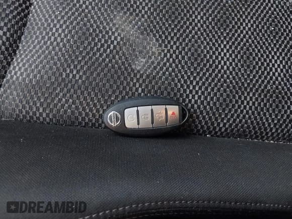 ✅ 2019 Nissan Rogue S • VIN: JN1BJ1CR7KW622944 • Lot: 42997356. Listed on IAAI with 69,332 mi. Free auction sales archive from the USA and detailed vehicle history report at DreamBid. Image 11.