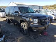 ✅ 2019 Chevrolet Suburban Premier • VIN: 1GNSKJKJ6KR134774 • Lot: 76118314. Wystawiony na Copart z przebiegiem 69 523 mil. Bezpłatny archiwum sprzedaży aukcyjnych z USA i szczegółowy raport historii pojazdu na DreamBid. Zdjęcie 4.