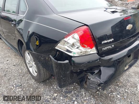 ✅ 2016 Chevrolet Impala LS • VIN: 2G1WA5E36G1101686 • Lot: 42188856. Listed on IAAI with 67,571 mi. Free auction sales archive from the USA and detailed vehicle history report at DreamBid. Image 6.