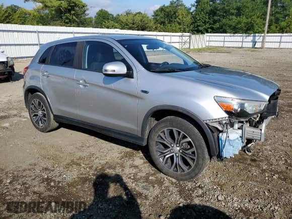 2019 Mitsubishi Outlander ES с VIN JA4AR3AU5KU028198, выставлен на аукционе Copart как лот 71694985 с пробегом 59 165 миль миль и Списание • Salvage title. История ставок и продаж доступна на DreamBid. Изображение 4.