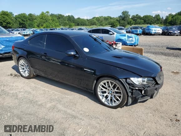✅ 2013 BMW M3 • VIN: WBSKG9C57DJ594952 • Лот: 65244555. Опубликован ранее на Copart с пробегом 73 785 миль. Бесплатный доступ к архиву аукционных продаж из США и подробный отчёт об истории автомобиля на DreamBid. Изображение 4.