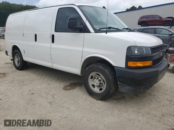 ✅ 2023 Chevrolet Express Cargo • VIN: 1GCWGAFP6P1113701 • Lot: 84737405. Listed on Copart with 61,660 mi. Free auction sales archive from the USA and detailed vehicle history report at DreamBid. Image 4.