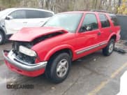 ✅ 2000 Chevrolet Blazer LT • VIN: 1GNDT13W8Y2331382 • Lot: 40840945. Wystawiony na IAAI z przebiegiem 153 308 mil. Bezpłatny archiwum sprzedaży aukcyjnych z USA i szczegółowy raport historii pojazdu na DreamBid. Zdjęcie 2.