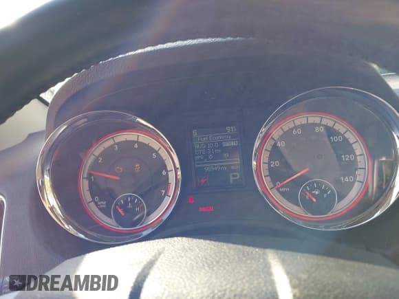 ✅ 2012 Dodge Durango SXT • VIN: 1C4RDHAG2CC321725 • Lot: 43704788. Wystawiony na IAAI z przebiegiem 95 949 mil. Bezpłatny archiwum sprzedaży aukcyjnych z USA i szczegółowy raport historii pojazdu na DreamBid. Zdjęcie 7.