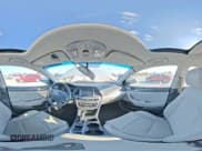 ✅ 2017 Hyundai Sonata Sport • VIN: 5NPE34AF9HH582931 • Lot: 90838595. Wystawiony na Copart z przebiegiem 70 576 mil. Bezpłatny archiwum sprzedaży aukcyjnych z USA i szczegółowy raport historii pojazdu na DreamBid. Zdjęcie 14.