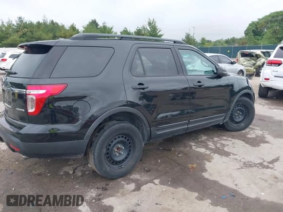 ✅ 2014 Ford Explorer • VIN: 1FM5K7B87EGA16458 • Lot: 43290849. Wystawiony na IAAI z przebiegiem 134 260 mil. Bezpłatny archiwum sprzedaży aukcyjnych z USA i szczegółowy raport historii pojazdu na DreamBid. Zdjęcie 4.