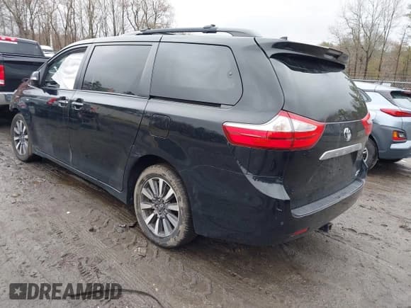 ✅ 2019 Toyota Sienna XLE • VIN: 5TDDZ3DC0KS225564 • Лот: 41973012. Опубликован ранее на IAAI с пробегом 71 858 миль. Бесплатный доступ к архиву аукционных продаж из США и подробный отчёт об истории автомобиля на DreamBid. Изображение 3.