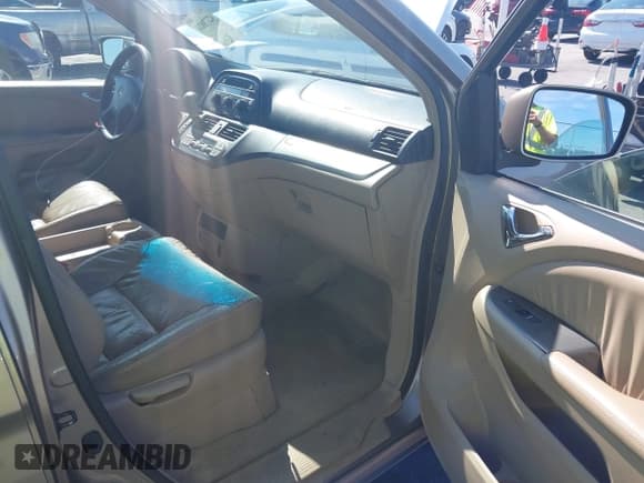 ✅ 2005 Honda Odyssey EX-L • VIN: 5FNRL38735B111376 • Lot: 42378824. Listed on IAAI with 191,632 mi. Free auction sales archive from the USA and detailed vehicle history report at DreamBid. Image 5.