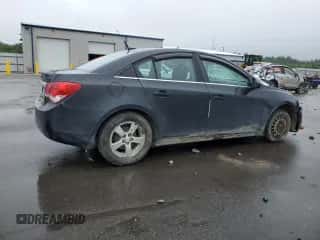 2013 Chevrolet Cruze 1LT z VIN 1G1PC5SB0D7179387, wystawiony jako Copart lot #61099455 z przebiegiem Nie podano mil oraz Szkoda całkowita • Salvage title. Historia ofert i sprzedaży dostępna na DreamBid. Obrazek 3.
