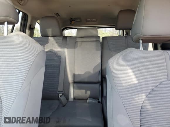✅ 2022 Toyota Highlander Hybrid LE • VIN: 5TDBBRCH7NS561390 • Lot: 62463815. Listed on Copart with 51,002 mi. Free auction sales archive from the USA and detailed vehicle history report at DreamBid. Image 10.