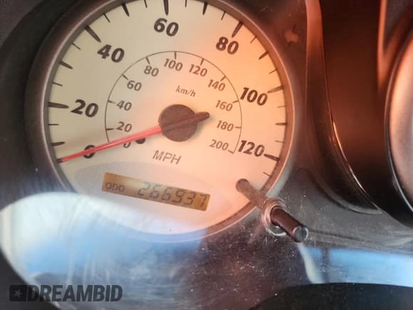 ✅ 2001 Toyota RAV4 • VIN: JTEHH20V310046969 • Lot: 85175965. Wystawiony na Copart z przebiegiem 266 937 mil. Bezpłatny archiwum sprzedaży aukcyjnych z USA i szczegółowy raport historii pojazdu na DreamBid. Zdjęcie 9.