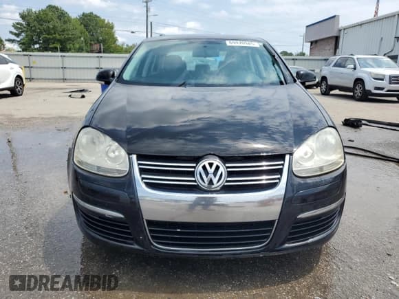✅ 2006 Volkswagen Jetta Edition • VIN: 3VWCT71K56M848178 • Лот: 69970945. Опубликован ранее на Copart с пробегом Не указан. Бесплатный доступ к архиву аукционных продаж из США и подробный отчёт об истории автомобиля на DreamBid. Изображение 5.