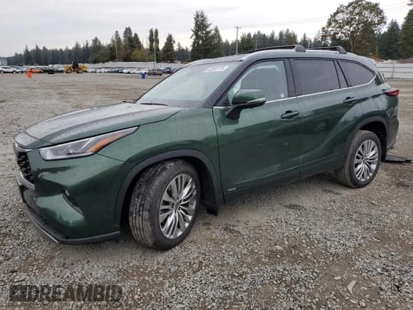 ✅ 2025 Toyota Highlander Hybrid Platinum • VIN: 5TDEBRCHXSS669947 • Lot: 82393135. Wystawiony na Copart z przebiegiem 6 995 mil. Bezpłatny archiwum sprzedaży aukcyjnych z USA i szczegółowy raport historii pojazdu na DreamBid. Zdjęcie 1.