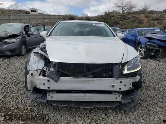 ✅ 2017 Lexus LS 460 • VIN: JTHCL5EF9H5028312 • Лот: 50849665. Опубликован ранее на Copart с пробегом 67 661 миль. Бесплатный доступ к архиву аукционных продаж из США и подробный отчёт об истории автомобиля на DreamBid. Изображение 5.