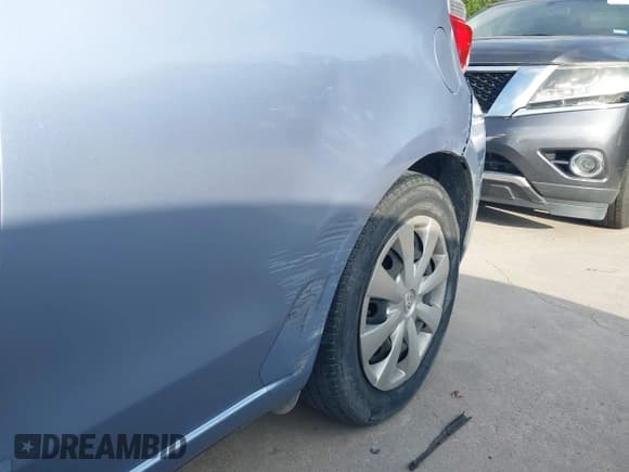 ✅ 2012 Toyota Yaris L • VIN: JTDJTUD30CD500535 • Lot: 42541006. Wystawiony na IAAI z przebiegiem 93 163 mil. Bezpłatny archiwum sprzedaży aukcyjnych z USA i szczegółowy raport historii pojazdu na DreamBid. Zdjęcie 6.