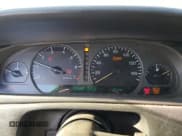 ✅ 2001 Cadillac Eldorado Touring ETC • VIN: 1G6ET12951B102160 • Lot: 85475784. Wystawiony na Copart z przebiegiem 100 181 mil. Bezpłatny archiwum sprzedaży aukcyjnych z USA i szczegółowy raport historii pojazdu na DreamBid. Zdjęcie 9.