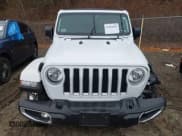 ✅ 2021 Jeep Wrangler Unlimited Sahara • VIN: 1C4HJXEG6MW751752 • Lot: 41104960. Wystawiony na IAAI z przebiegiem 47 460 mil. Bezpłatny archiwum sprzedaży aukcyjnych z USA i szczegółowy raport historii pojazdu na DreamBid. Zdjęcie 13.