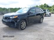 ✅ 2011 Kia Sorento SX • VIN: 5XYKW4A2XBG109934 • Лот: 42723156. Опубликован ранее на IAAI с пробегом 219 113 миль. Бесплатный доступ к архиву аукционных продаж из США и подробный отчёт об истории автомобиля на DreamBid. Изображение 2.