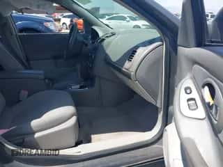 2008 Chevrolet Malibu Classic LS 2FL z VIN 1G1ZS58N28F128742, wystawiony jako IAAI lot #42688729 z przebiegiem Nie podano mil oraz . Historia ofert i sprzedaży dostępna na DreamBid. Obrazek 5.