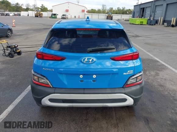 2022 Hyundai Kona SE z VIN KM8K2CAB0NU805948, wystawiony jako IAAI lot #43324147 z przebiegiem 44 085 mil mil oraz . Historia ofert i sprzedaży dostępna na DreamBid. Obrazek 17.