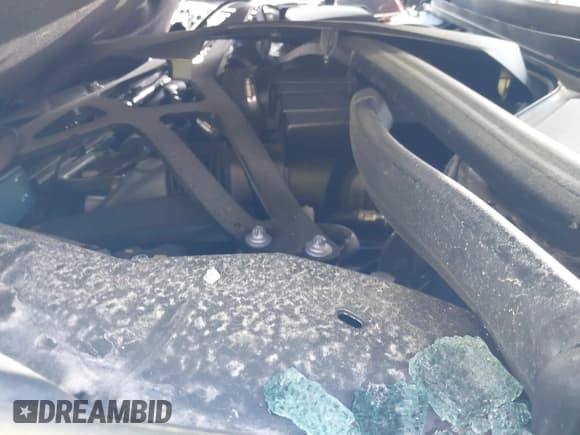 ✅ 2022 BMW X5 M • VIN: 5YMJU0C00N9M64484 • Лот: 41825141. Опубликован ранее на IAAI с пробегом Не указан. Бесплатный доступ к архиву аукционных продаж из США и подробный отчёт об истории автомобиля на DreamBid. Изображение 14.