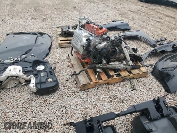 ✅ 2021 Dodge Durango SRT Hellcat • VIN: 1C4SDJH90MC643331 • Лот: 84226025. Опубликован ранее на Copart с пробегом Не указан. Бесплатный доступ к архиву аукционных продаж из США и подробный отчёт об истории автомобиля на DreamBid. Изображение 8.