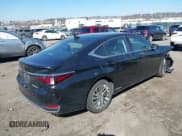 ✅ 2021 Lexus ES 300h Luxury • VIN: 58AEA1C15MU011530 • Lot: 41686962. Listed on IAAI with 39,343 mi. Free auction sales archive from the USA and detailed vehicle history report at DreamBid. Image 4.