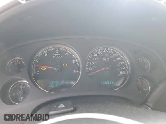 2007 Chevrolet Tahoe LTZ with VIN 1GNFC13007R183609, listed as a Copart auction lot 81827535 with 233,431 mi miles and Salvage title. Bid and sale history available at DreamBid. Image 9.