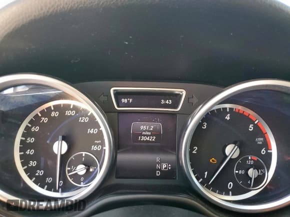 ✅ 2014 Mercedes-Benz M 350 • VIN: 4JGDA2EB9EA268062 • Лот: 84174395. Опубликован ранее на Copart с пробегом 130 422 миль. Бесплатный доступ к архиву аукционных продаж из США и подробный отчёт об истории автомобиля на DreamBid. Изображение 9.