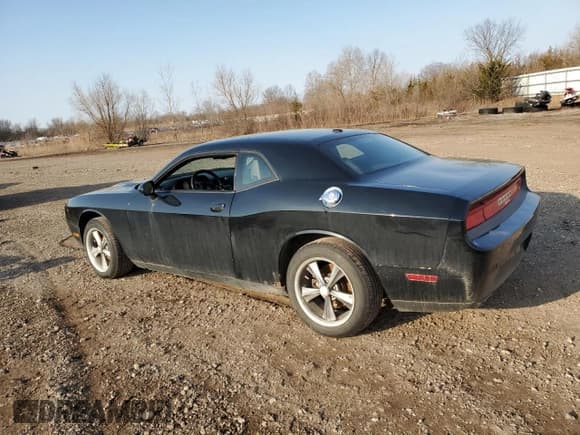 ✅ 2013 Dodge Challenger Rallye Redline • VIN: 2C3CDYAG0DH549098 • Лот: 48951325. Опубликован ранее на Copart с пробегом 162 988 миль. Бесплатный доступ к архиву аукционных продаж из США и подробный отчёт об истории автомобиля на DreamBid. Изображение 2.