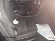 ✅ 2016 Chevrolet Traverse LT • VIN: 1GNKVGKD2GJ171802 • Lot: 41030850. Wystawiony na IAAI z przebiegiem 127 651 mil. Bezpłatny archiwum sprzedaży aukcyjnych z USA i szczegółowy raport historii pojazdu na DreamBid. Zdjęcie 5.