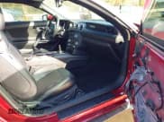 ✅ 2019 Ford Mustang EcoBoost • VIN: 1FA6P8TH5K5200793 • Lot: 43639634. Wystawiony na IAAI z przebiegiem 137 326 mil. Bezpłatny archiwum sprzedaży aukcyjnych z USA i szczegółowy raport historii pojazdu na DreamBid. Zdjęcie 5.