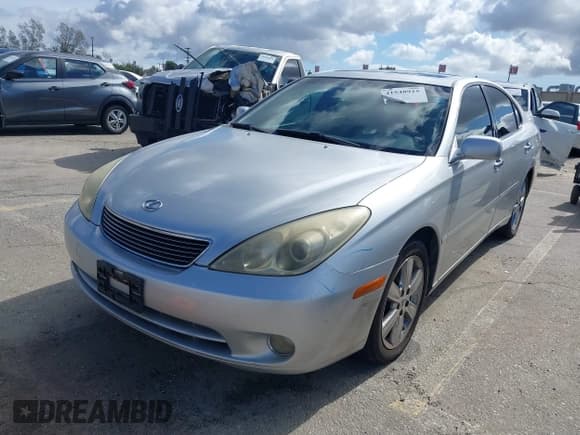 ✅ 2005 Lexus ES 350 • VIN: JTHBA30GX55106887 • Lot: 41548925. Listed on IAAI with 153,585 mi. Free auction sales archive from the USA and detailed vehicle history report at DreamBid. Image 2.