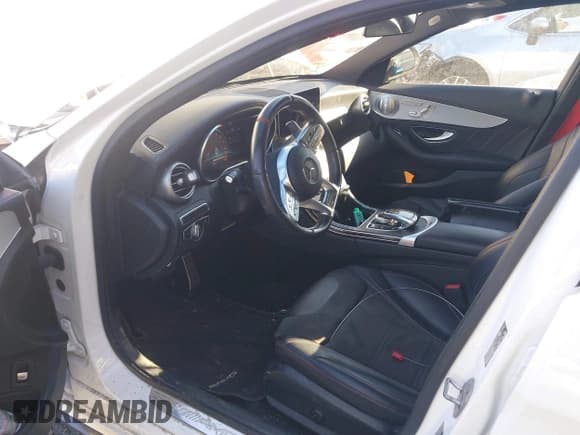 ✅ 2020 Mercedes-Benz C 43 AMG • VIN: W1KWF6EB7LR595358 • Lot: 41310045. Wystawiony na IAAI z przebiegiem Nie podano. Bezpłatny archiwum sprzedaży aukcyjnych z USA i szczegółowy raport historii pojazdu na DreamBid. Zdjęcie 5.