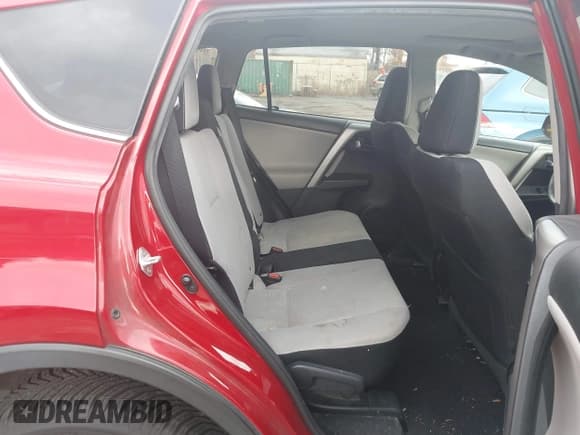 ✅ 2016 Toyota RAV4 XLE • VIN: 2T3RFREV1GW535259 • Lot: 43639210. Wystawiony na IAAI z przebiegiem 268 005 mil. Bezpłatny archiwum sprzedaży aukcyjnych z USA i szczegółowy raport historii pojazdu na DreamBid. Zdjęcie 8.