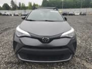 ✅ 2020 Toyota C-HR XLE • VIN: JTNKHMBX8L1066616 • Lot: 70785015. Wystawiony na Copart z przebiegiem 108 468 mil. Bezpłatny archiwum sprzedaży aukcyjnych z USA i szczegółowy raport historii pojazdu na DreamBid. Zdjęcie 5.