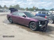 ✅ 2022 Dodge Charger SXT • VIN: 2C3CDXBG5NH161732 • Lot: 43415339. Wystawiony na IAAI z przebiegiem 126 447 mil. Bezpłatny archiwum sprzedaży aukcyjnych z USA i szczegółowy raport historii pojazdu na DreamBid. Zdjęcie 1.